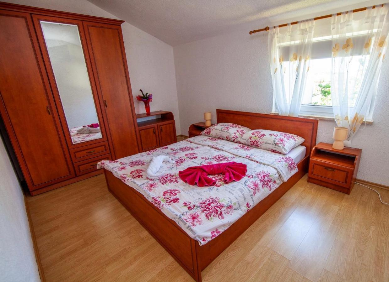 PUY Villa Anita מראה חיצוני תמונה